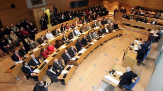 Θεσσαλονίκη: Ψήφισμα για τη Χρυσή Αυγή από το δημοτικό συμβούλιο