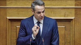 Μητσοτάκης: Οικονομική ενίσχυση για τα αδύναμα νοικοκυριά, αναστολή πλειστηριασμών