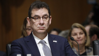 Ο πεθερός του Θεσσαλονικιού Μπουρλά: «Πες τον άντρα σου να μου στείλει μια σακούλα εμβόλια για την παρέα»