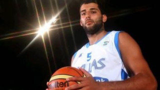 Μπουρούσης: «Είναι τιμή να αγωνίζεσαι για την Εθνική»