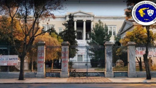 Ομοσπονδία Αστυνομικών: «Μία γυναίκα και ένα λουλούδι ξεγύμνωσαν ένα κράτος δικαίου!»