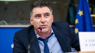 Ζαγοράκης:  «Έχουν άγνοια κινδύνου οι νεαροί, έδειξαν αφασία, όλη η Ελλάδα έβλεπε... ταινία»