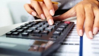 Μείωση ασφαλιστικών εισφορών: Τι κερδίζουν εργαζόμενοι-επιχειρήσεις -Παραδείγματα