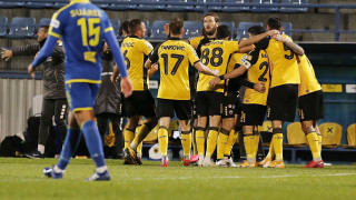 Πέρασε από την Τρίπολη η ΑΕΚ και έπιασε τον Άρη