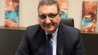 Εξαδάκτυλος: «Αρση lockdown μόνο με διψήφιο αριθμό διασωληνωμένων»