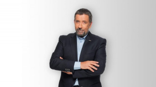 Δριμεία επίθεση στον Παπαδόπουλο: «Στην υγειά μας ρε... κοροΐδα»