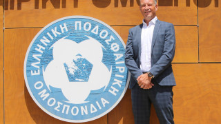 Μετά το ξεφωνητό «κότα» ο Εγγλέζος «ευθυγραμμίστηκε» με τον...Καραπαπά