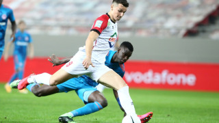 «Καπαρώνει» τον Δουβίκα, τον παίρνει το καλοκαίρι