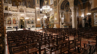 Χριστούγεννα με αυστηρά μέτρα στις εκκλησίες λόγω κορωνοϊού