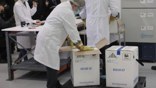 Κορωνοϊός: Στο Κρυονέρι αποθηκεύονται τα πρώτα εμβόλια