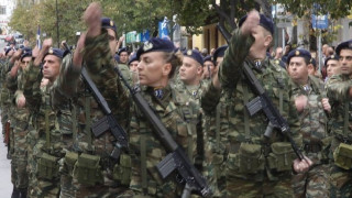 Εθελοντική θητεία των γυναικών στην Εθνοφυλακή εξετάζει το υπουργείο Άμυνας