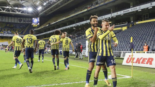 Σκόραρε και πάλι ο Πέλκας, μεγάλη νίκη για τη Φενέρμπαχτσε στο... ελληνικό ντέρμπι