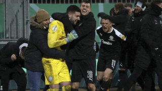 Γιάννης Γκέλιος: Ο Έλληνας «ήρωας» της Κιελ που απέκλεισε την Μπάγερν Μονάχου