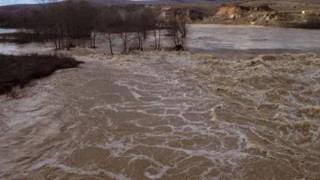 Καιρός: Πλημμύρισε ο Στρυμόνας στη Βουλγαρία, σε επιφυλακή οι Σέρρες