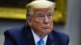 Τραμπ: Υπέρ της παραπομπής του και 10 από το κόμμα του