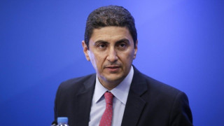 Ο Αυγενάκης κάνει τρύπες στο νερό και μπλέκει τον Ζαγοράκη