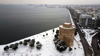 Άρχισε να χιονίζει στα ορεινά της Θεσσαλονίκης!