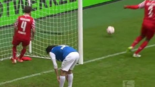  Πώς το έχασε αυτό το γκολ; (video)
