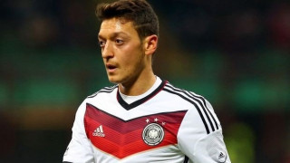 Οζίλ σε διαιτητή: «Άντε γ@@@@»