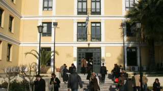 Απολογούνται οι πρώτοι δώδεκα