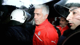 Πρόστιμο σε Ολυμπιακό, απαγόρευση σε Νικοπολίδη