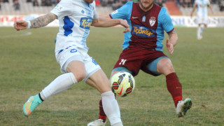 Τα πολλά λόγια  προδίδουν πανικό