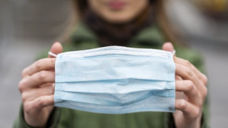 Κορωνοϊός: 1.449 κρούσματα σε 24 ώρες – 735 οι διασωληνωμένοι