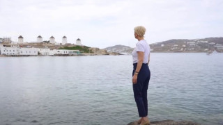 Βουλευτής της ΝΔ συμμετέχει σε video clip γνωστού τραγουδιστή