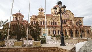 Θεσσαλονίκη: Θρίλερ με τον ιερέα με την αφρικανική μετάλλαξη κορωνοϊού