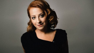 Λυδία Σέρβου: Κατονόμασε τον μουσικοσυνθέτη που της επιτέθηκε σεξουαλικά στα 15!