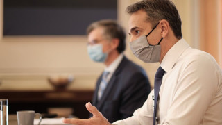 Νέα έκτακτη σύσκεψη Μητσοτάκη, Κικίλια, Χαρδαλιά και Τσιόδρα!