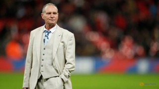 Γκάζα: «Έδωσα γροθιά, κεφαλιά και μετά αγκάλιασα το νεκρό πατέρα μου»