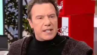 Στράτος Τζώρτζογλου: «Η μάνα μου κάλεσε την αστυνομία όταν έμαθε ότι θα γινόμουν ηθοποιός»