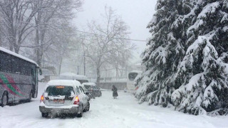Κ. Μακεδονία: Πού χρειάζονται αντιολισθητικές αλυσίδες – Ποιοι δρόμοι έκλεισαν