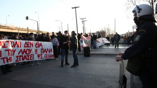 Πορεία φοιτητών για τα επεισόδια στο ΑΠΘ, ζητούν απελευθέρωση των συλληφθέντων