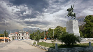Σκληρό lockdown και.. συναγερμός στην Τρίπολη