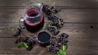 Σέρρες: Η πανδημία «πάγωσε» την εξαγωγή 200.000 μπουκαλιών χυμού αρώνιας