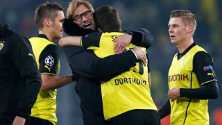 To «Ευχαριστώ» του Σωκράτη στον δάσκαλο Κλοπ! (pics)