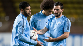 Η κούπα και το εισιτήριο του Champions League