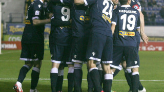 Τους κέρδισε όλους