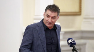 «Ο Ζαγοράκης έχει όλο το πακέτο και εφόσον το θέλει, μπορεί να τα καταφέρει»