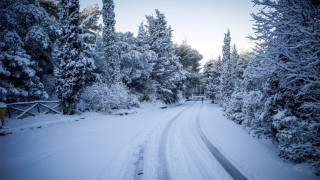 Καιρός: Πού θα χιονίσει ανήμερα την 25η Μαρτίου