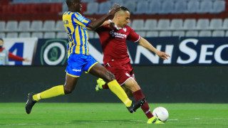 -Χ-αμένη η Λάρισα