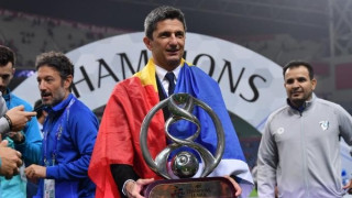 Ο Λουτσέσκου πλήρωσε για να γίνει... χρυσό μέλος της Αλ Χιλάλ!