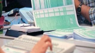 Φορολογικές δηλώσεις: Ολα τα σενάρια για δόσεις, αποδείξεις, ενοίκια, τεκμήρια