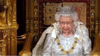 Βασίλισσα Ελισάβετ: Συναγερμός στο Παλάτι - Δύο άγνωστοι εισέβαλαν στο κτήμα