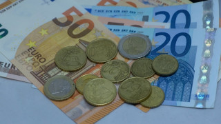 ΟΠΕΚΑ: Πότε οι πληρωμές για ΚΕΑ, επίδομα γέννας, ενοικίου και προνοιακά επιδόματα