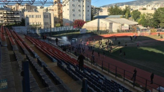 Εικόνες από τα σοβαρά επεισόδια στη Νέα Σμύρνη (vid)