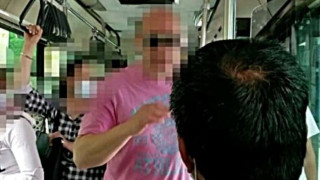 Χαμός σε λεωφορείο! Ο οδηγός τα έβαλε με αλλοδαπό επιβάτη: «Σήκω πάνω τώρα!»