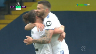 Γεμάτο πρώτο ημίχρονο και 2-1 στο Λιντς-Τότεναμ
